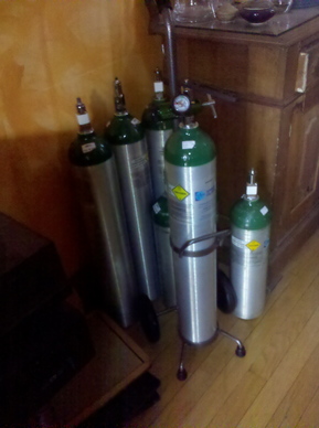 oxygen bottles.jpg
